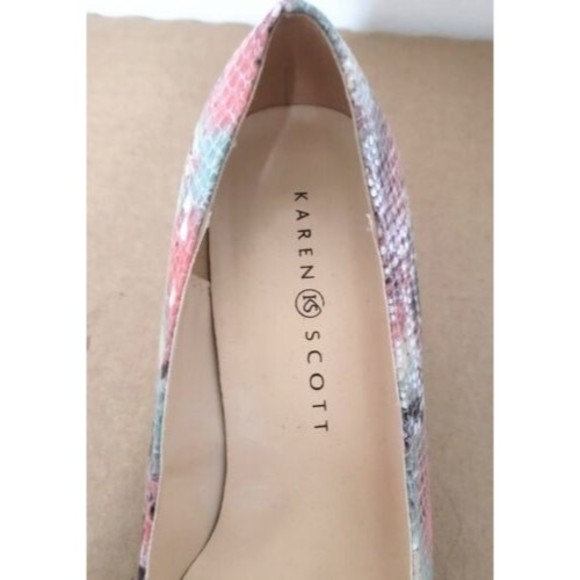 Karen Scott Clancy Pastel Snakeskin Print Heels Womens Size 7 Slip On Pumps - Picture 9 of 10